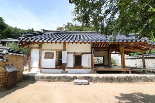 소박한 모습의 도산서당 [사진/조보희 기자]