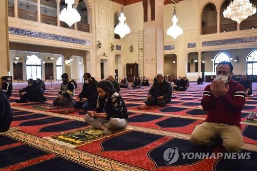 코로나19 공포에 중동 이슬람 금요예배도 '직격탄' | 연합뉴스
