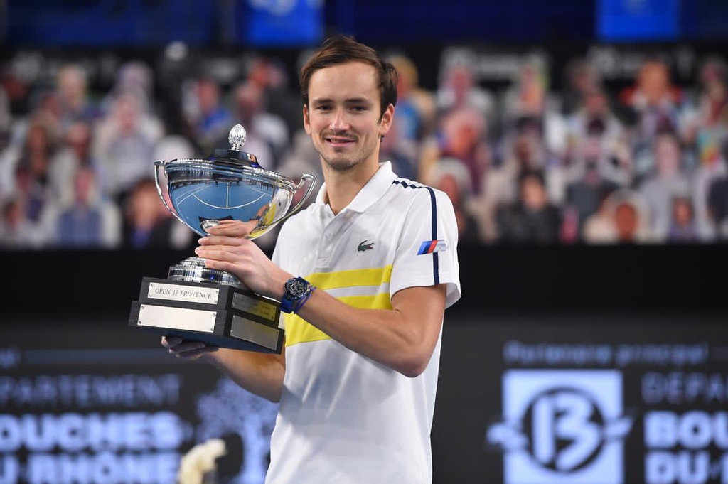 Medvedev, 남자 테니스 세계 2 위로 도약