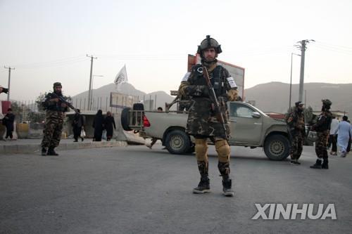 IS, 수십명 사상 카불 모스크 공격 배후 자처…탈레반도 보복