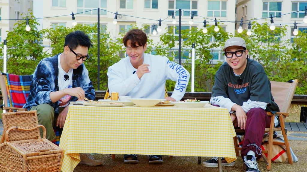 디즈니+ 한국 오리지널 첫 공개…신선함보단 친숙함 택했다 | 연합뉴스