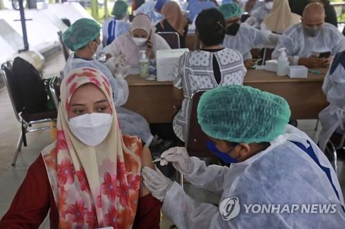 인도네시아의 코로나19 백신접종 모습