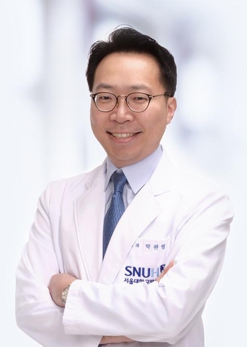 서울대학교병원 감염내과 박완범 교수