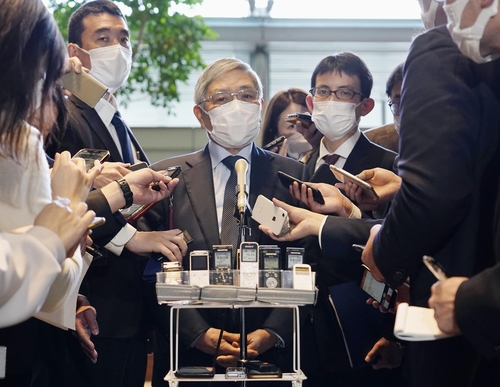 나쁜 물가상승…일본은행, 금융완화 부작용에도 출구 난항
