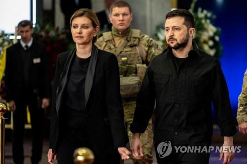 올레나 젤렌스카 여사와 볼로디미르 젤렌스키 우크라이나 대통령