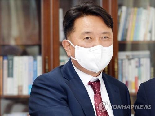 김영환 당선인 "선거캠프 인력의 도정참여 최소화할 것"