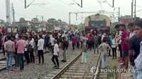 인도군 모병제 개편에 젊은이 열차방화 시위…일자리 감소 우려