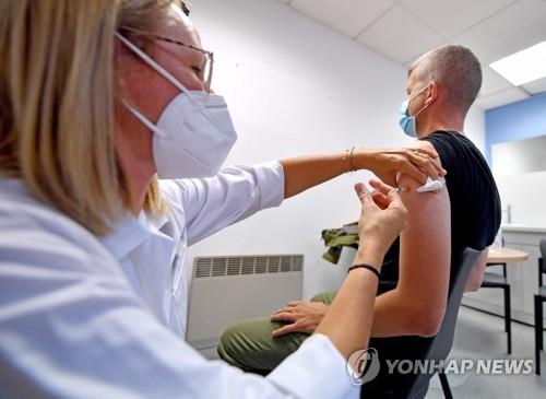 프랑스, 원숭이두창 백신접종 약국으로 확대 실험
