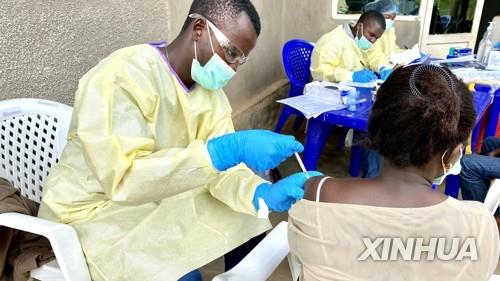 콩고민주공화국 에볼라 바이러스 예방접종 모습