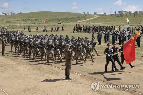 러 '동방-2022' 훈련에 참여한 중국 인민해방군 
