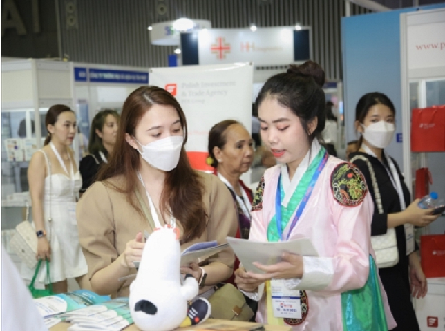 베트남서 부산 의료관광 산업 특별관 운영