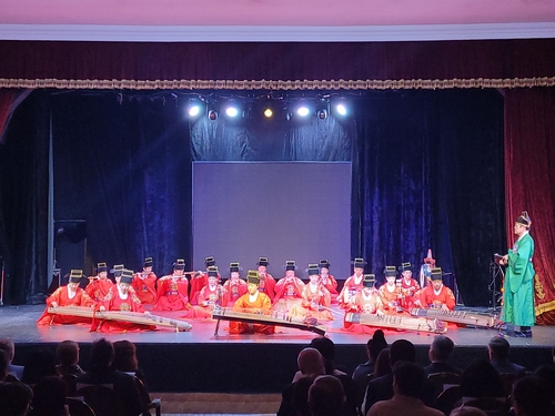 카자흐스탄 가을밤 수놓은 국악 선율…수교 30주년 기념 공연