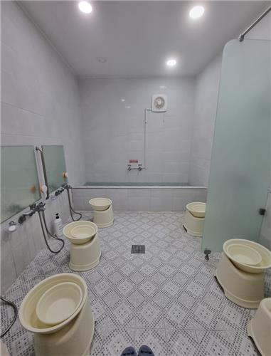 비타민 목욕탕 내부