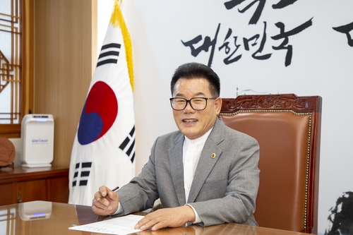 [신년인터뷰] 배한철 경북도의회 의장 "인구감소 선제 대응 적극 협력"