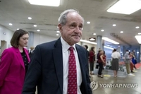 美 상원 외교위 공화당 간사 "한국에 핵무기 재배치도 고려해야"