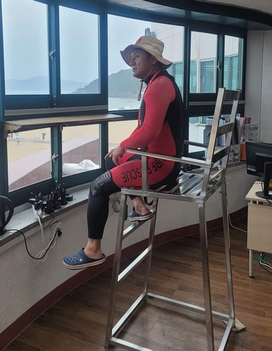 해운대해수욕장 안전 지킴이로 나선 구의원