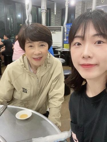 정소영 이사(왼쪽)와 김혜정