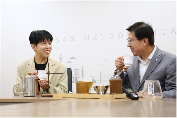 [부산소식] 커피도시 소개 '폴킴의 커피한잔할래요' 다큐 제작