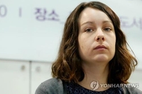 번역가 데버라 스미스