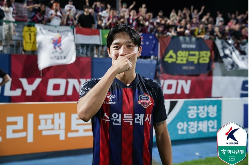 프로축구 수원FC, 마지막 홈 경기서 강원 4-0 대파