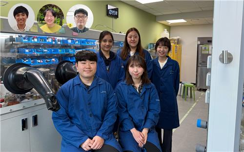 KAIST, 생체 내 형광분자 근적외선 발광 설계 