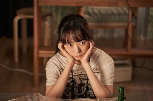 영화 '바이러스' 속 한 장면