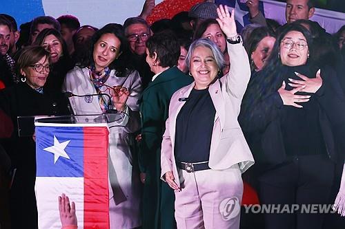 칠레 집권당, 대선 후보로 공산당 소속 전직 노동장관 …