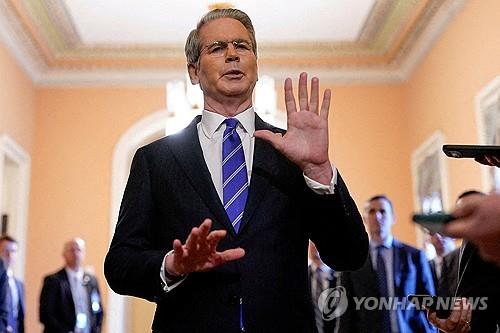 트럼프, 엑스포사절단으로 美재무 日 파견…물밑 관세협상…