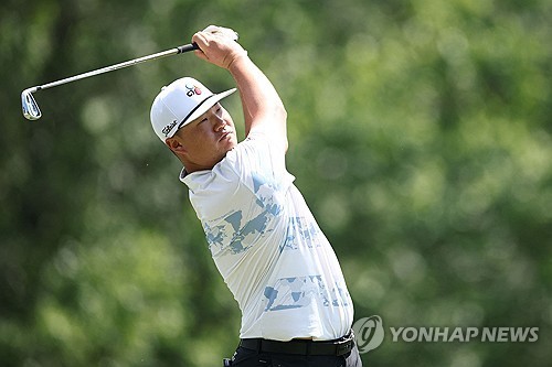 임성재, 부진 탈출 신호탄…PGA 투어 시즌 최종전 첫날 7위