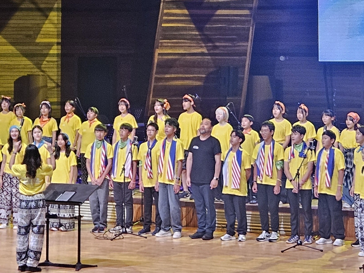 ÇÕâÇÏ´Â ¼º¾Ç°¡ »ç¹«¿¤ À±°ú ¿Ü±¹ û¼Ò³âµé