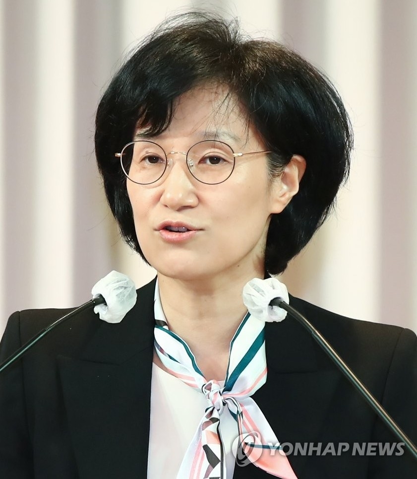 [속보] 李대통령, 여성가족부 장관 후보자에 원민경 변호사 발탁