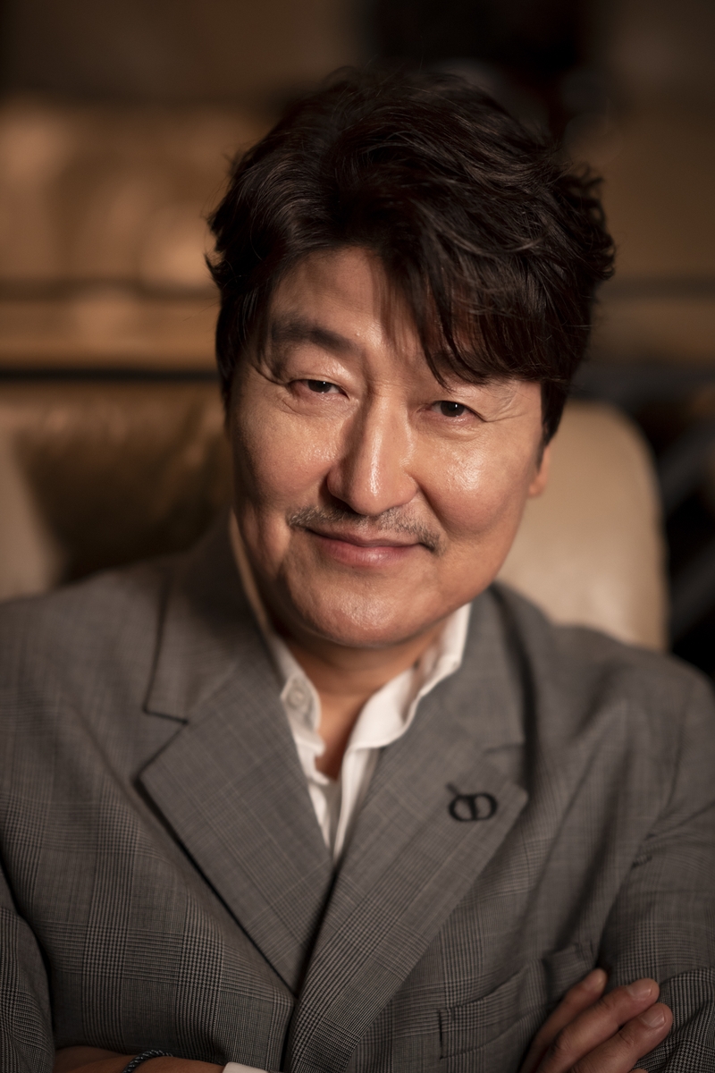 송강호, 지드래곤과 한솥밥…갤럭시코퍼레이션과 전속계약