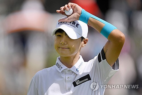 스탠더드 포틀랜드 클래식 18번 홀에서 그린을 살피는 박성현.