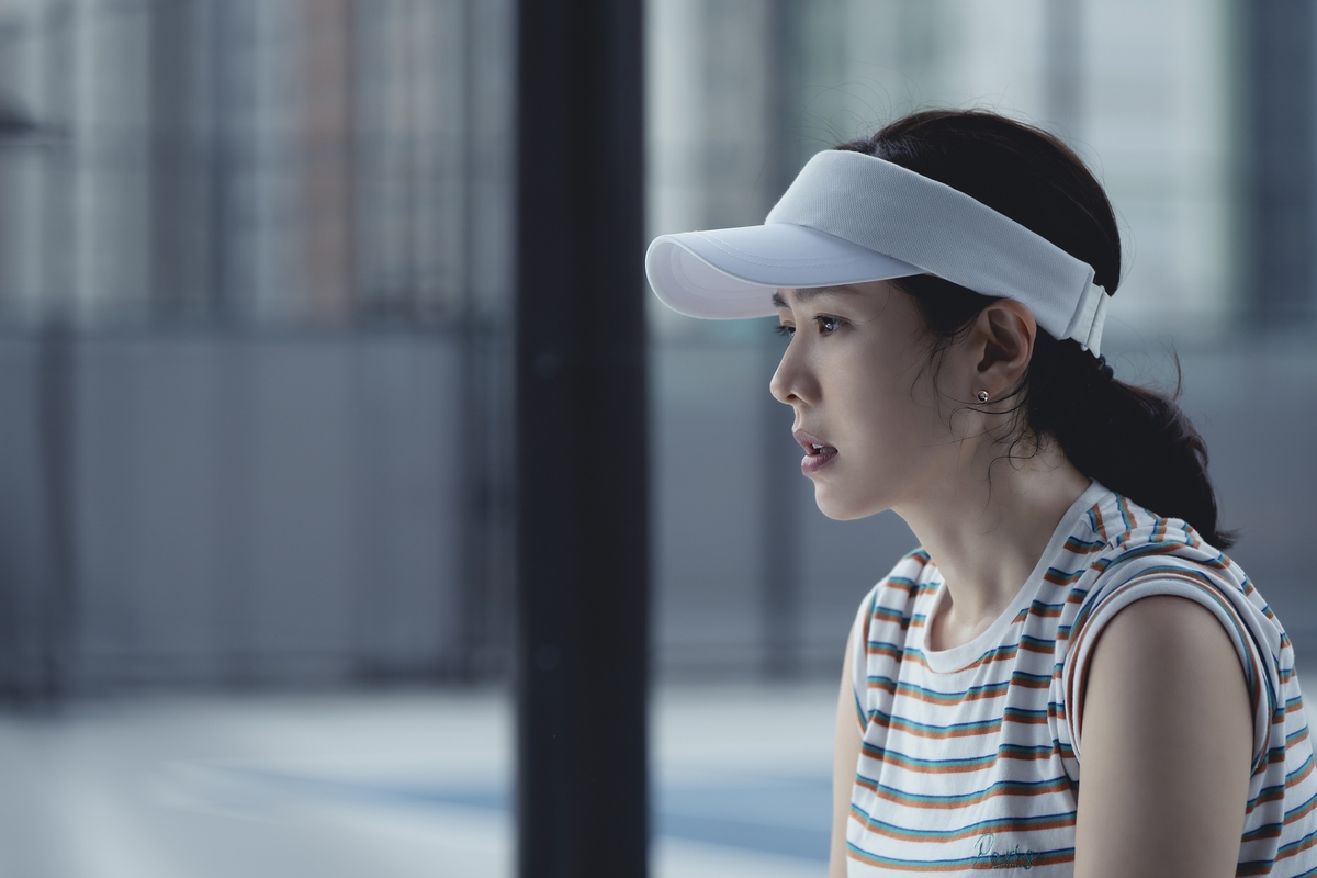 영화 '어쩔수가없다' 속 배우 손예진