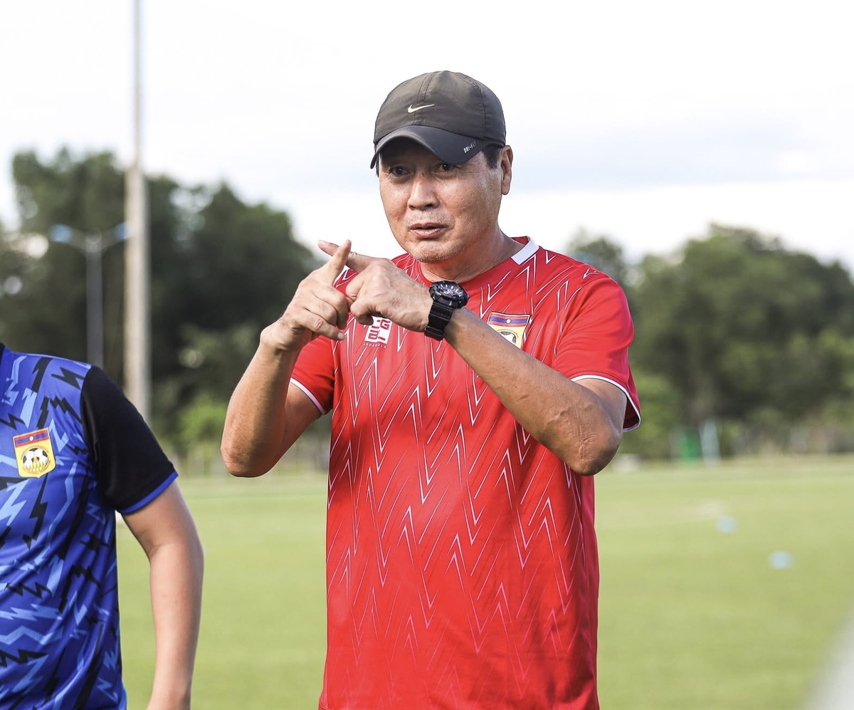정성천 라오스 여자축구대표팀 감독, U-17 남자대표팀도 지휘