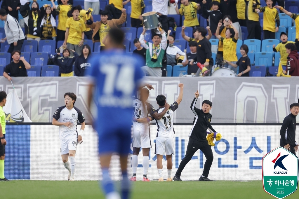 인천 내일 K리그2 우승 도전…2위 수원, 전남과 2-2 통한 무승부