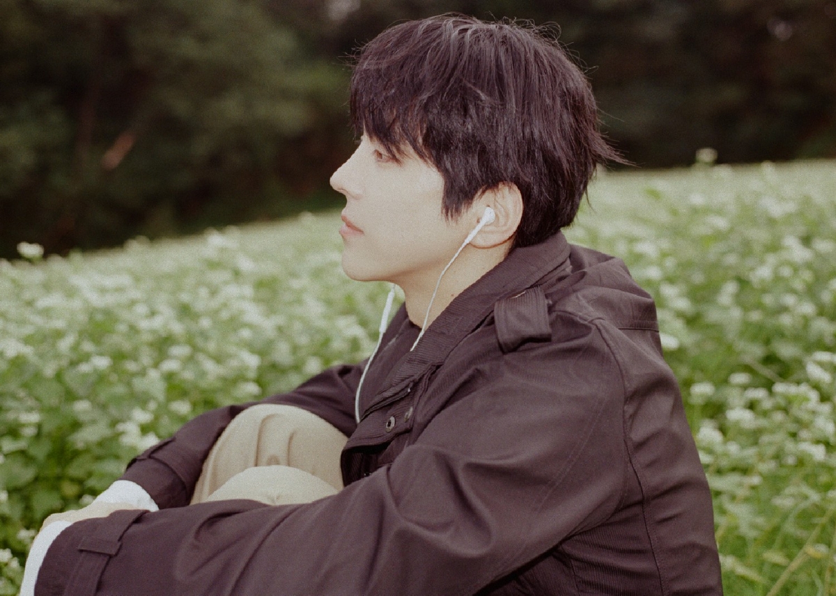 [가요소식] 홍이삭, 내달 새 싱글 '헬로, 굿바이.'