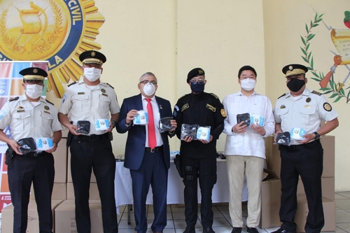 La Koica Dona 10 000 Mascarillas A La Policia De Guatemala Agencia De Noticias Yonhap