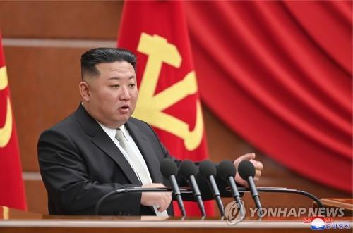 El líder norcoreano envía tarjetas de Año Nuevo a los líderes chino y ruso