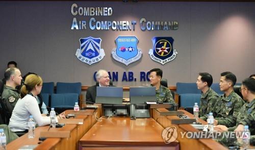 Los jefes de las fuerzas aéreas de Corea del Sur y EE. UU. discuten la seguridad regional