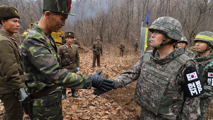 [영상구성] 남북 DMZ 도로 연결…가까워지는 평화지대