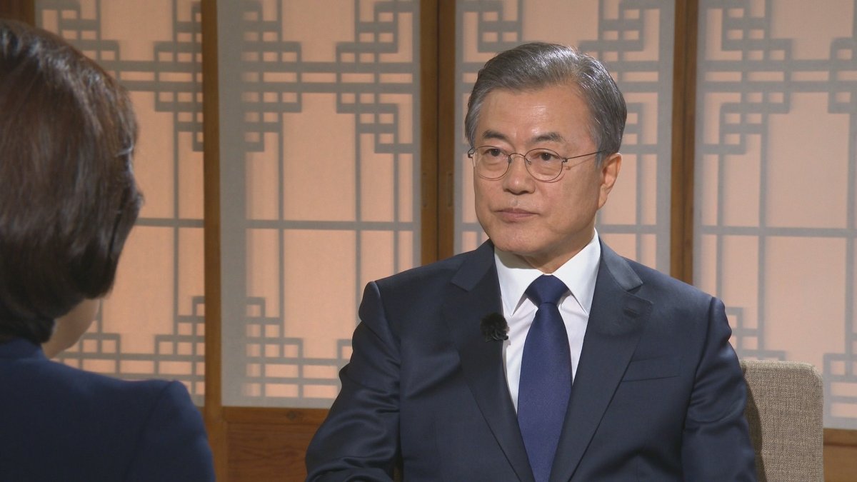 Moon advierte a Corea del Norte que detenga el lanzamiento de misiles