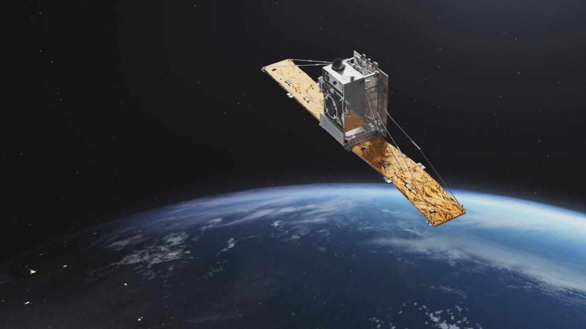 '메인 위성' 교신 성공…큐브위성 3기는 '아직'