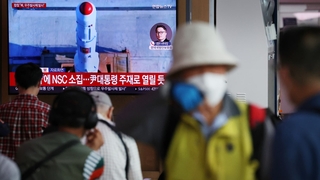 [속보] 북한 "2단 엔진 시동 비정상으로 추진력 상실…서해 추락"