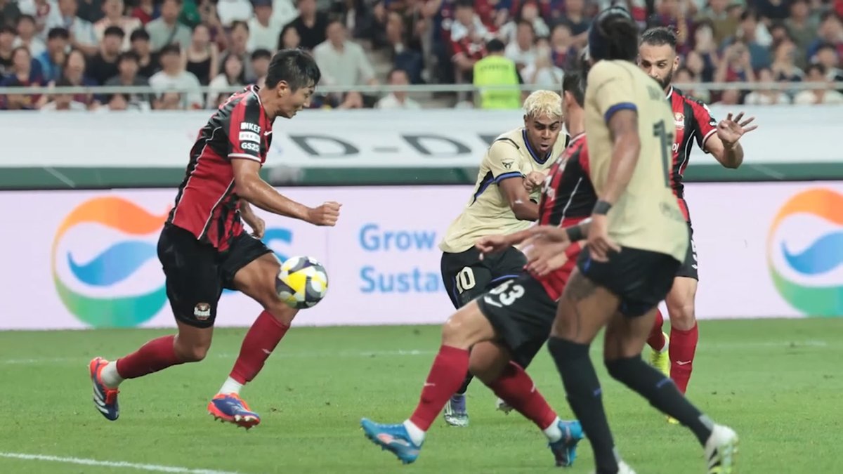 ＦＣバルセロナ　韓国チームとの親善試合で７発大勝（８月１日）