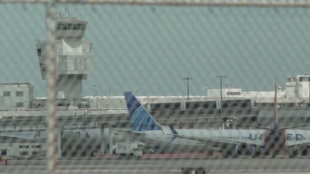 美셧다운 장기화에 하늘길 막히나…"항공관제 위험 커져"