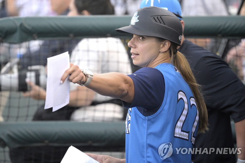 MLB 마이너리그 첫 여성 감독 볼코벡