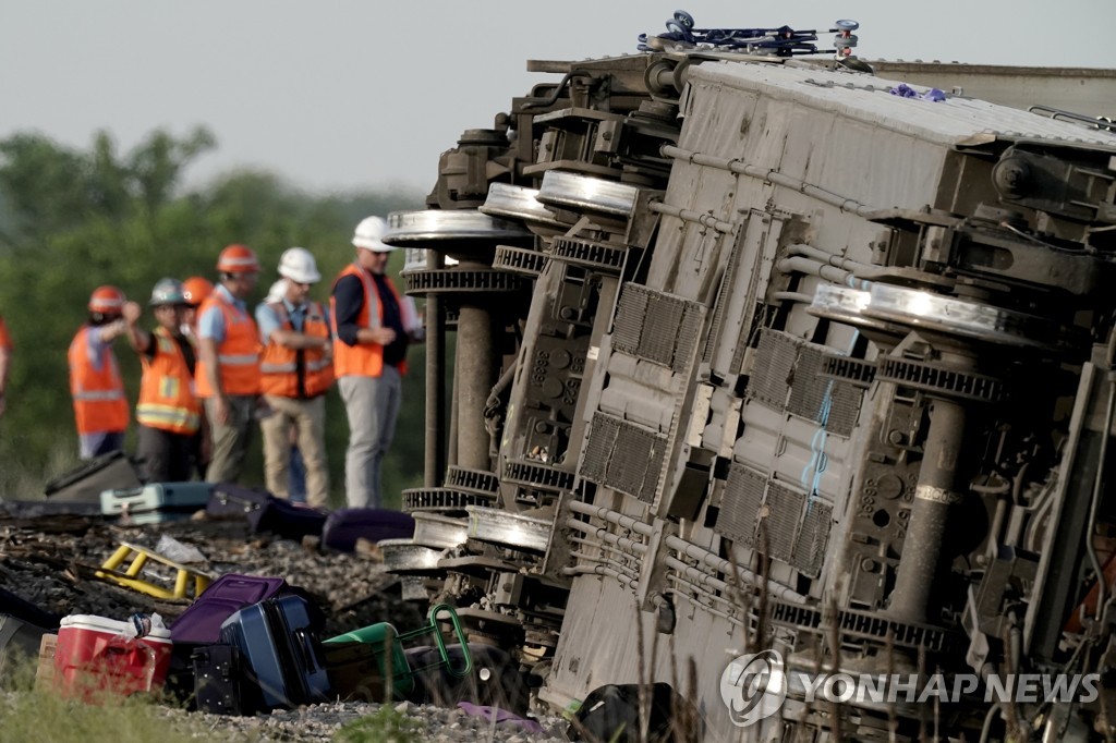Amtrak Derailment Missouri