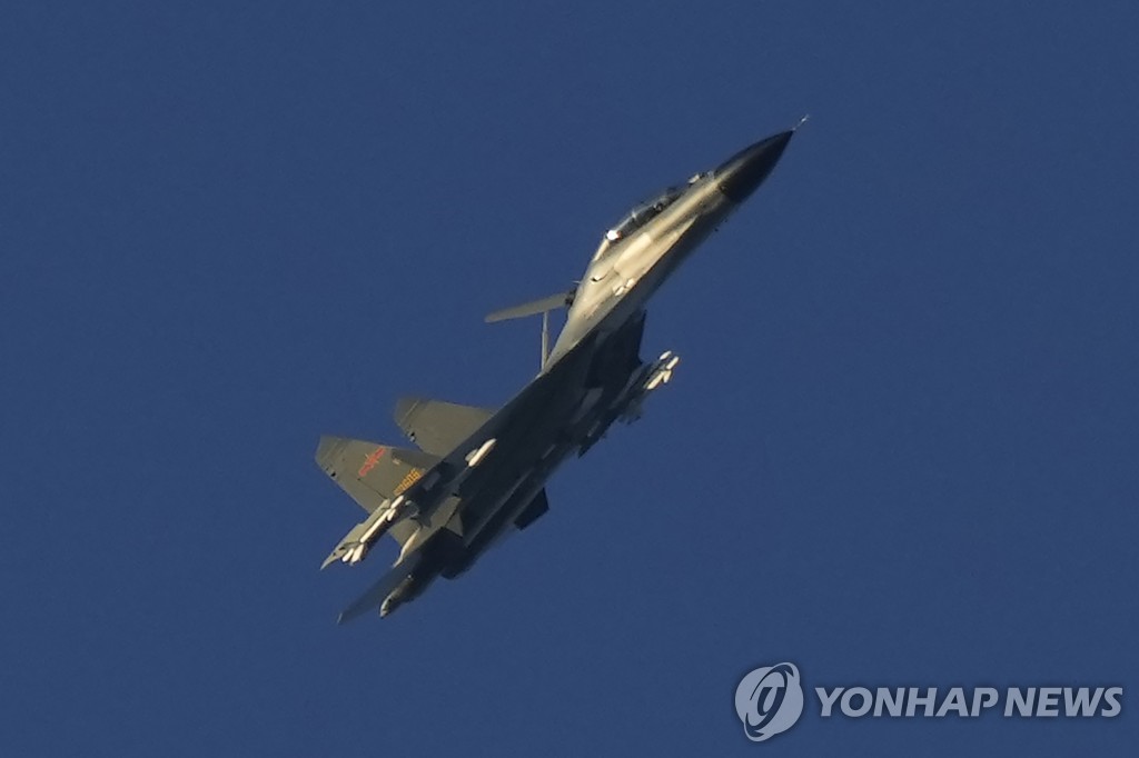 중국 젠-11 전투기 