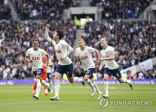 번리전 원더골·골든부트 골…동료들이 뽑은 손흥민 최고의 골은